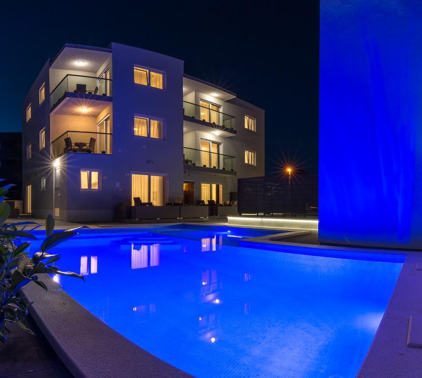 טרוגיר Guest House Petra מראה חיצוני תמונה