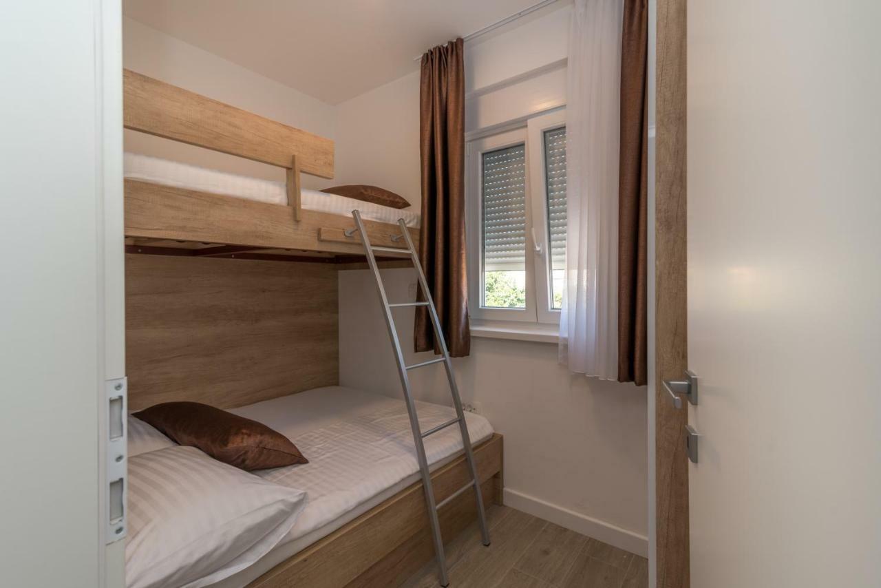 טרוגיר Guest House Petra מראה חיצוני תמונה